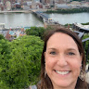 Meet your Posher, Juli